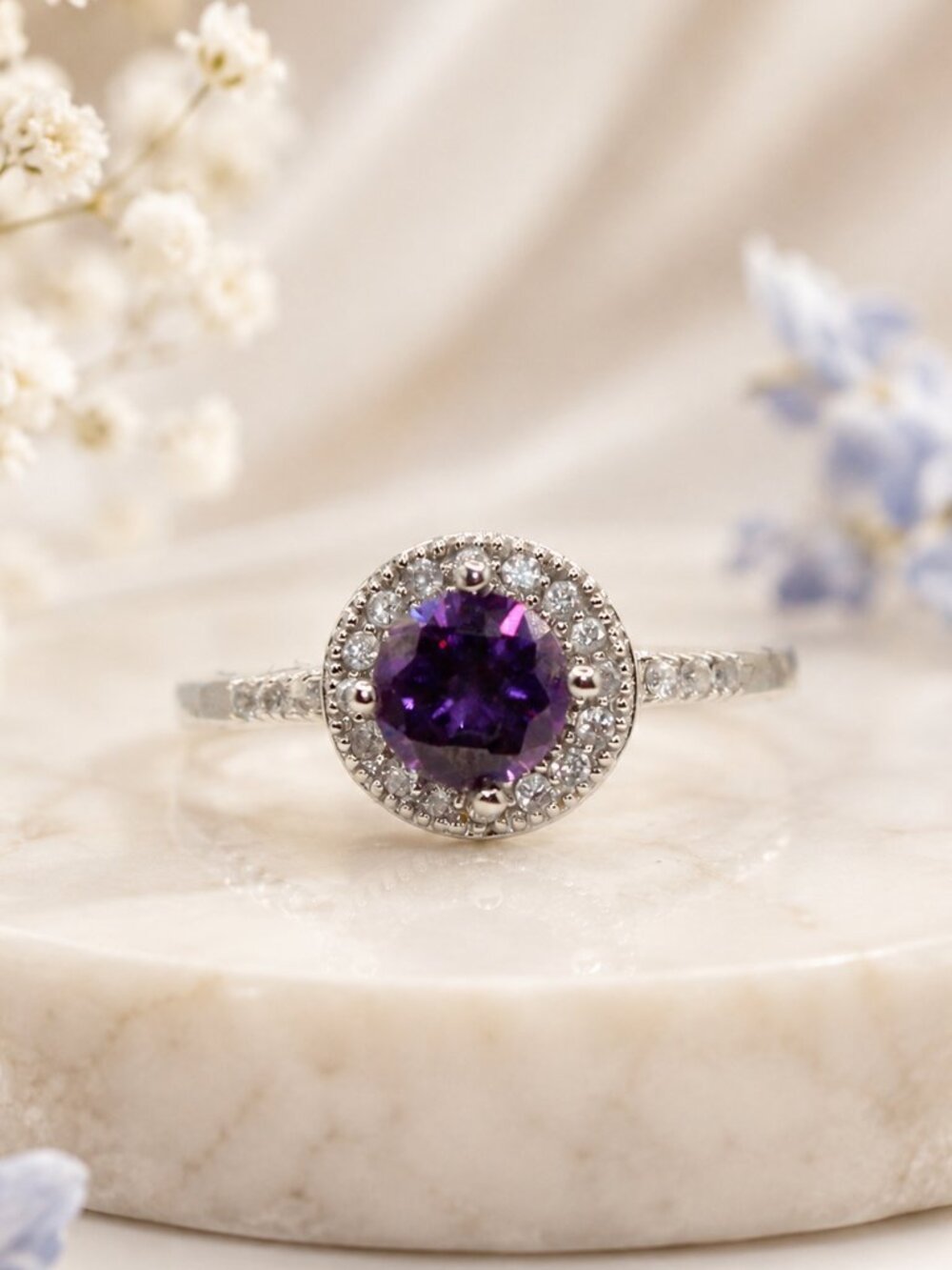 Celeste Glamour Halo Ring
